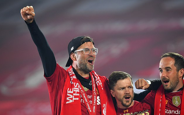 凯恩不激活解约条款，世界杯后与拜仁谈续约