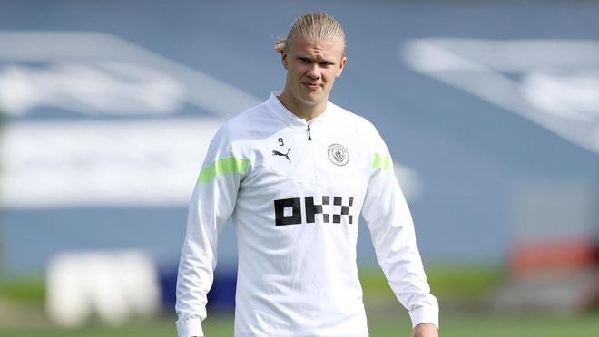 特瓦斯随行西班牙国王访华，向国内推广西甲联赛（特瓦斯随西班牙国王访华，助力西甲在华推广）