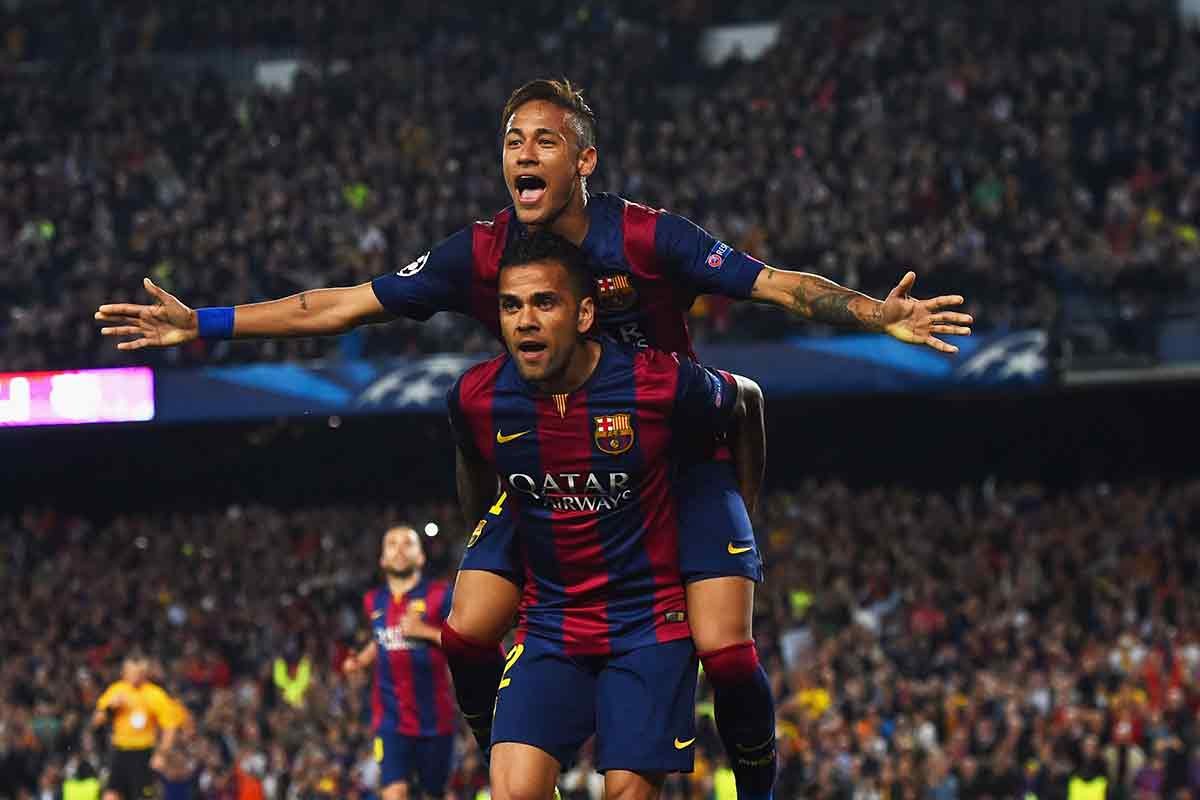 33岁孙兴慜自宣离队，10年热刺生涯收获英超金靴+欧联杯冠军（33岁孙兴慜官宣告别热刺：十年征程斩获英超金靴与欧联杯冠军）