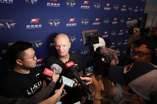 米体：梅努想加盟那不勒斯，麦克托米奈的成功是吸引他的因素（米体：梅努倾向加盟那不勒斯，麦克托米奈的成功成关键吸引力）